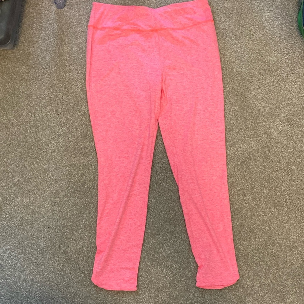 Vineyard Vines Pink Performance Leggings